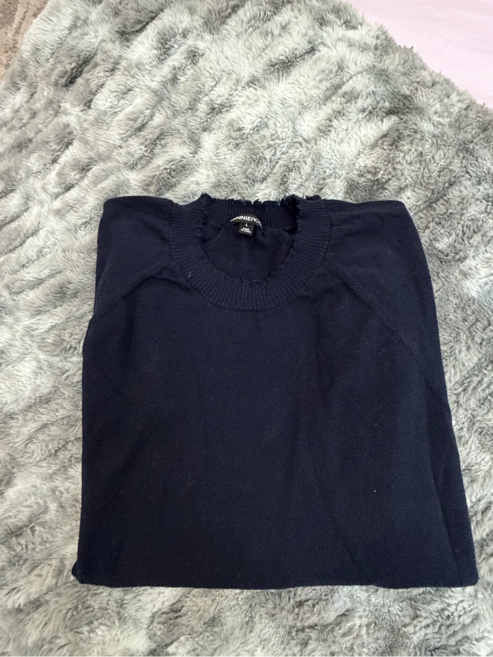 Minnie Rose women’s Navy Crewneck Sweater - Size L
